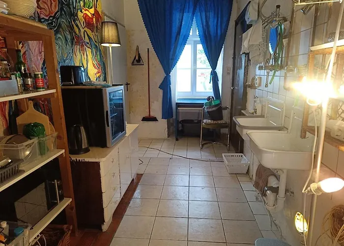 Apartment Atelier In Center, No Shower, Entire Place *