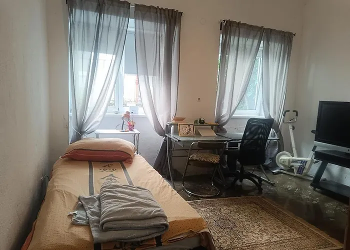 Atelier In Center, No Shower, Entire Place * Wien